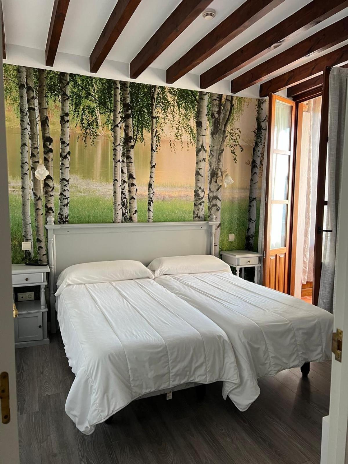Hotel Villa Maria Revilla De Camargo Εξωτερικό φωτογραφία