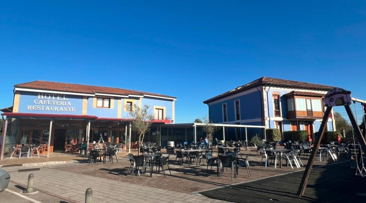 Hotel Villa Maria Revilla De Camargo Εξωτερικό φωτογραφία