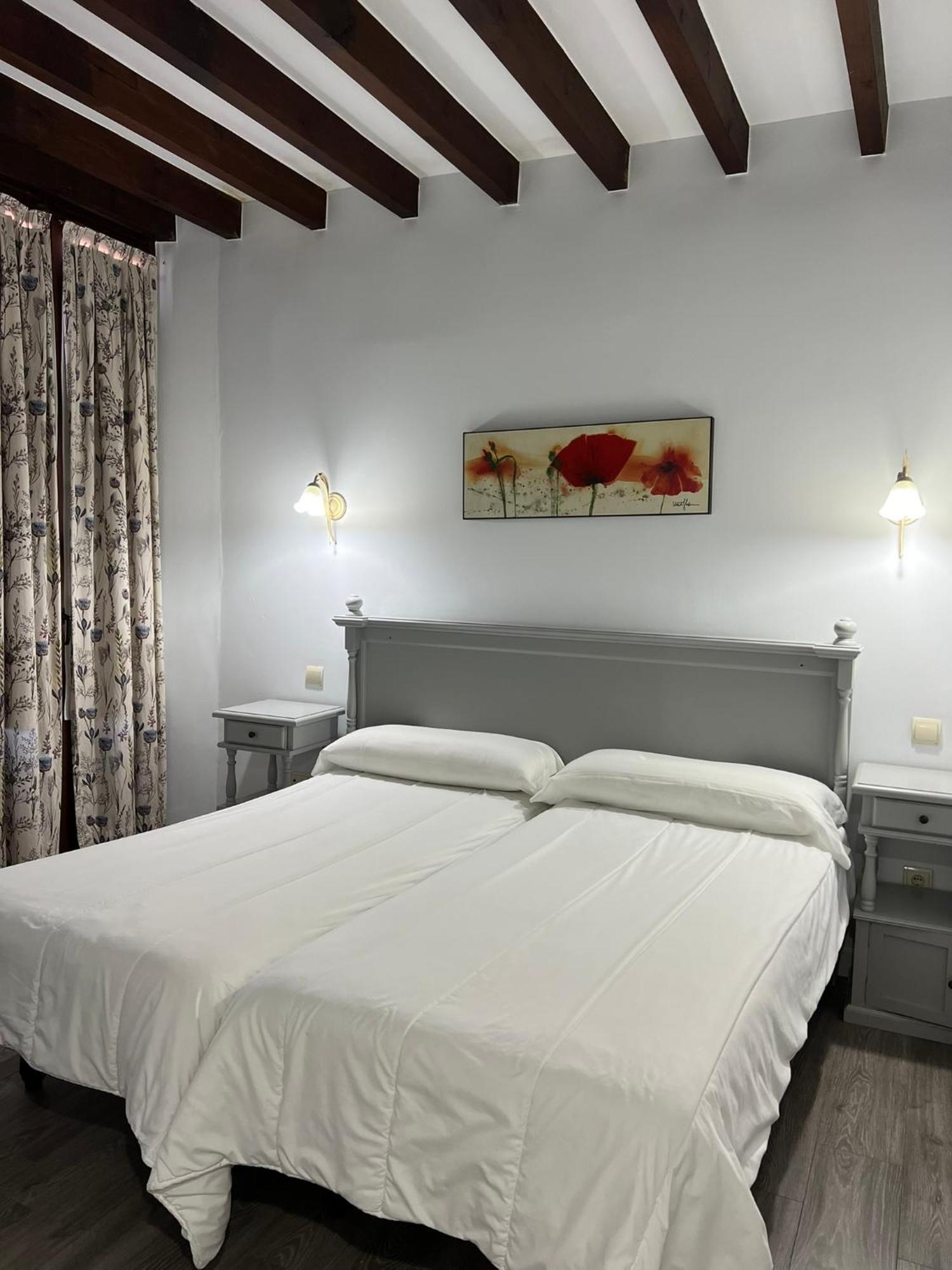 Hotel Villa Maria Revilla De Camargo Εξωτερικό φωτογραφία